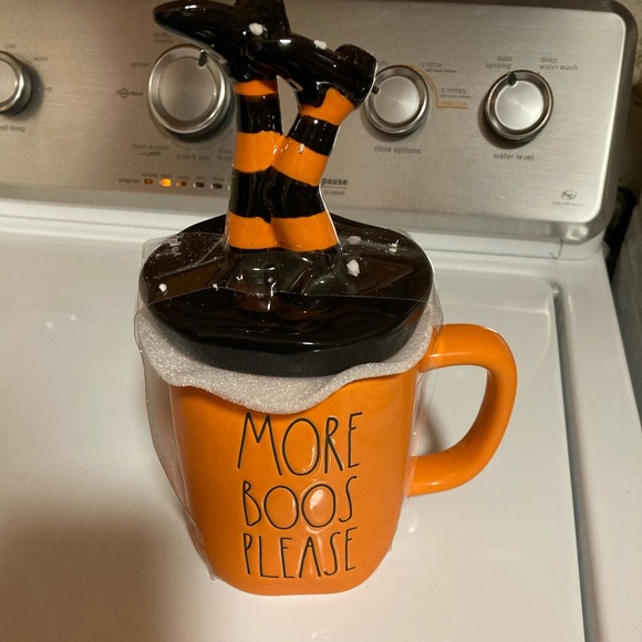 Rae Dunn Halloween Mug - Picture 1 of 1